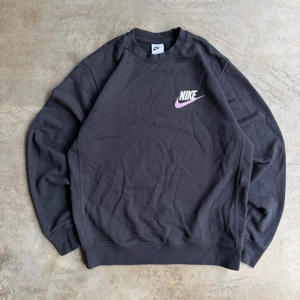 Nike Crewneck Sweatshirt - M