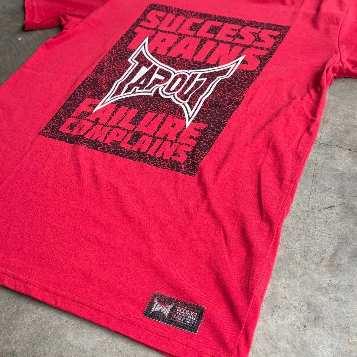 Y2K Tapout Tees - S